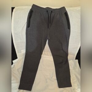 Old Navy Boys Activewear Dynamic Fleece Jogger Charcoal Gray (L 10/12)